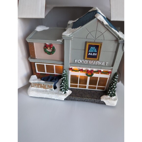New 2024 Merry Moments Aldi Store Light Up Holiday Christmas Village House - Picture 4 of 7